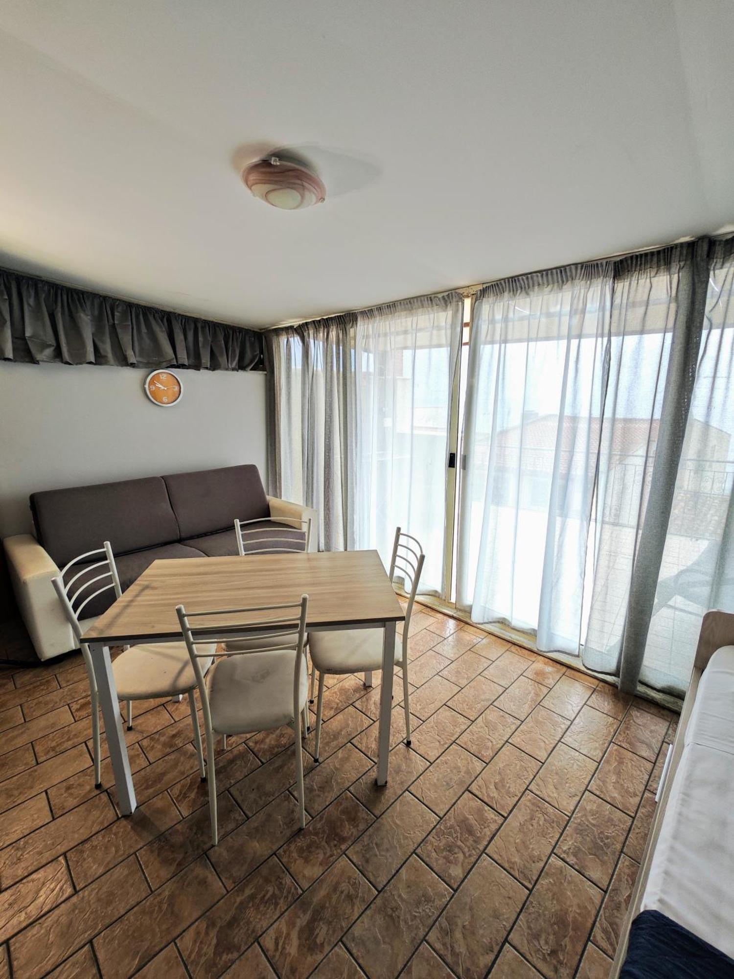 Etnapartment 4 * Giardini-Naxos